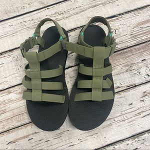 FIRM Teva green dorado gladiatior sandals